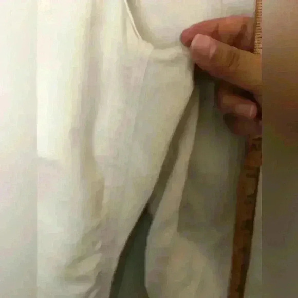 Chicos The So Slimming Collection White Capri Denim Embellished Pants Jeans XL? - Picture 4 of 11